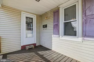 709 William St, Pen Argyl, PA 18072 - Photo 5