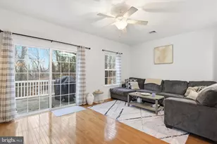 1530 Crest Park Ct, Bethlehem, PA 18015 - Photo 7