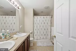 1530 Crest Park Ct, Bethlehem, PA 18015 - Photo 23