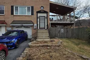 238 Vista Dr, Easton, PA 18042 - Photo 1