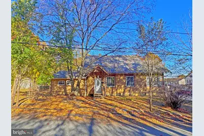 751 W Pennsylvania Avenue, Pen Argyl, PA 18072 - Photo 1