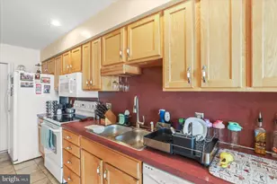 202 Stephanie Dr, Easton, PA 18045 - Photo 13