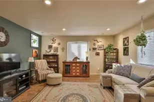 536 Carol Ln, Bath, PA 18014 - Photo 35