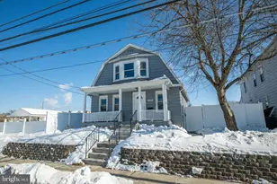 1027 1st Ave, Hellertown, PA 18055 - Photo 1