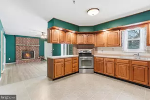 3901 Post Dr, Bethlehem, PA 18017 - Photo 19