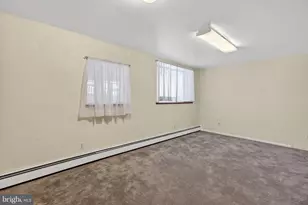 4000 Carter Rd, Bethlehem, PA 18020 - Photo 35