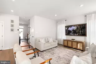 1174 Woodmont Ln, Catasaqua, PA 18032 - Photo 13