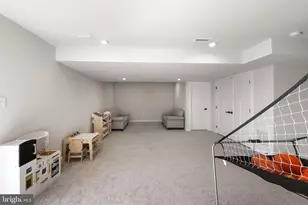 1174 Woodmont Ln, Catasaqua, PA 18032 - Photo 19
