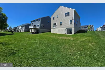 1174 Woodmont Lane, Catasaqua, PA 18032 - Photo 3