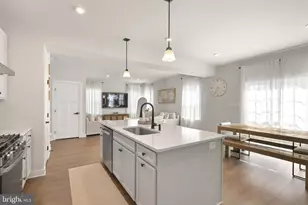 1174 Woodmont Ln, Catasaqua, PA 18032 - Photo 11