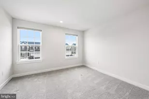 1079 Woodmont Ln, Catasaqua, PA 18032 - Photo 25