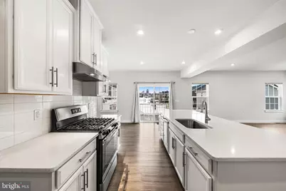 1079 Woodmont Lane, Catasaqua, PA 18032 - Photo 9