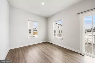 1079 Woodmont Ln, Catasaqua, PA 18032 - Photo 11