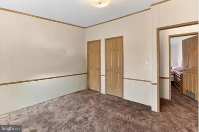 182 Greenbriar Dr S, Bath, PA 18014 - Photo 15