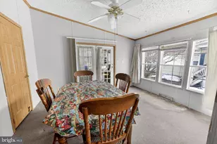 182 Greenbriar Dr S, Bath, PA 18014 - Photo 9