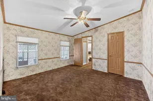 182 Greenbriar Dr S, Bath, PA 18014 - Photo 11