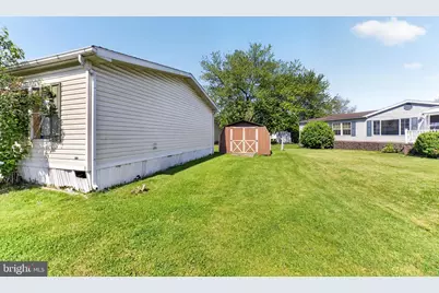 182 Greenbriar Dr S, Bath, PA 18014 - Photo 23