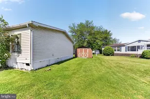 182 Greenbriar Dr S, Bath, PA 18014 - Photo 23