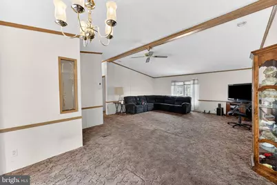 182 Greenbriar Dr S, Bath, PA 18014 - Photo 5