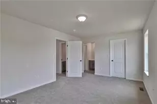 665 Sipos Dr, Northampton Township, PA 18067 - Photo 19