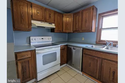 132 E 21st Street #B, Northampton Township, PA 18067 - Photo 5