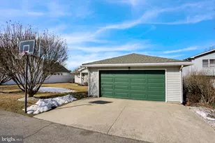 502 Apple St, Northampton, PA 18067 - Photo 33