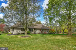 1588 Saucon Valley Rd, Bethlehem, PA 18015 - Photo 31