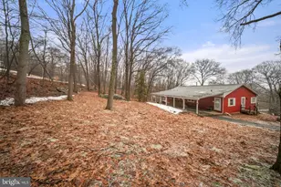 939 Constitution Ave, Pen Argyl, PA 18072 - Photo 23