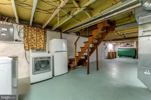 1242 Ferry St, Easton, PA 18042 - Photo 29