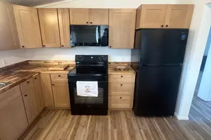 110 Greenbriar Dr N, Bath, PA 18014 - Photo 7