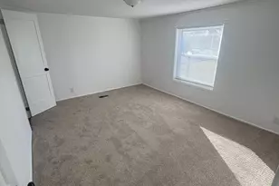 110 Greenbriar Dr N, Bath, PA 18014 - Photo 19