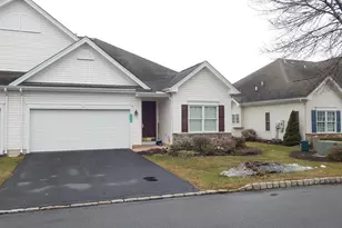 4120 Pine Hurst Dr, Allen Township, PA 18067 - Photo 1
