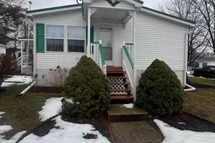4162 Bunker Hill Ln W, Walnutport, PA 18088 - Photo 9