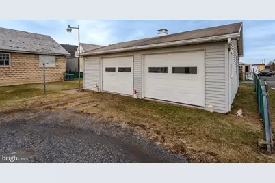 1358 Blue Mountain Drive, Danielsville, PA 18038 - Photo 9