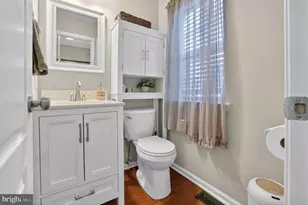 2270 Jeannette Ln, Easton, PA 18040 - Photo 13