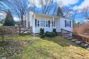 2234 Silver Creek Rd, Hellertown, PA 18055 - Photo 3