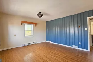 2234 Silver Creek Rd, Hellertown, PA 18055 - Photo 5