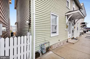 1211 Mechanic St, Bethlehem, PA 18015 - Photo 3