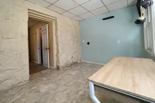 305 W 8th St, Bethlehem, PA 18015 - Photo 23