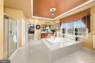 75 Woodside Dr, Easton, PA 18042 - Photo 25