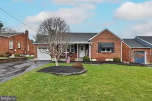 2805 Liberty St, Easton, PA 18045 - Photo 3