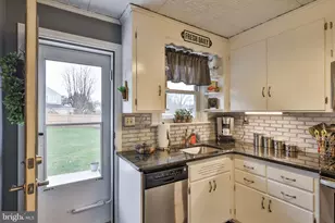 2805 Liberty St, Easton, PA 18045 - Photo 27