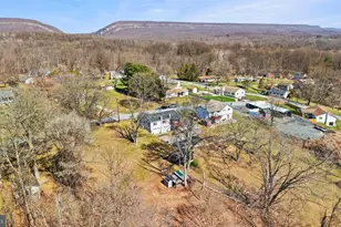 407 Jones St, Portland, PA 18351 - Photo 35