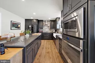 2645 Longridge Dr, Hellertown, PA 18055 - Photo 13