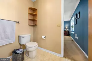 4 Olde Penn Dr, Easton, PA 18045 - Photo 23