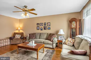 4 Olde Penn Dr, Easton, PA 18045 - Photo 7