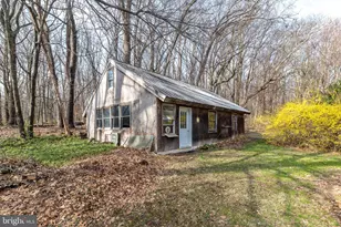 2672 Banko Ln, Hellertown, PA 18055 - Photo 9