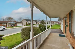 3025 Oakland Dr, Northampton, PA 18067 - Photo 5