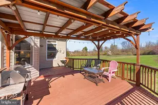 1572 Courtney Ct, Hellertown, PA 18055 - Photo 39