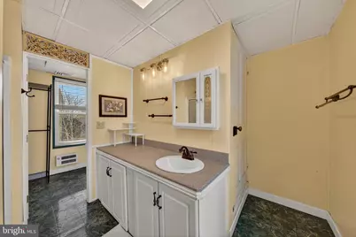 945 Main Street, Bethlehem, PA 18018 - Photo 39